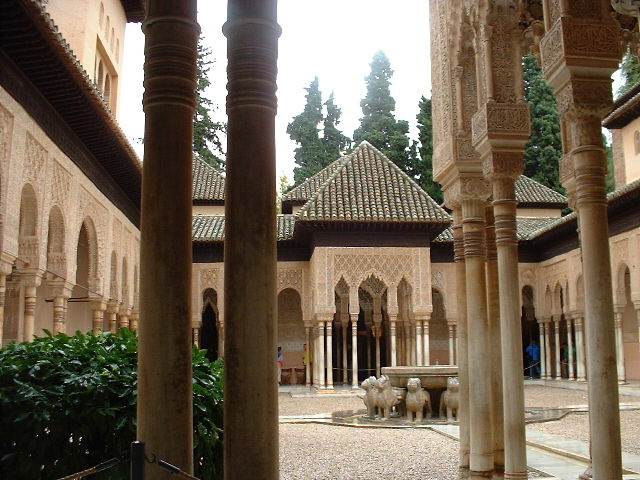 Patio of the Lions with the 124 pillars