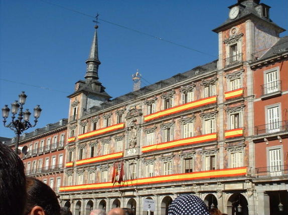 Plaza Mayor during the Virgen de la Almudena mass
